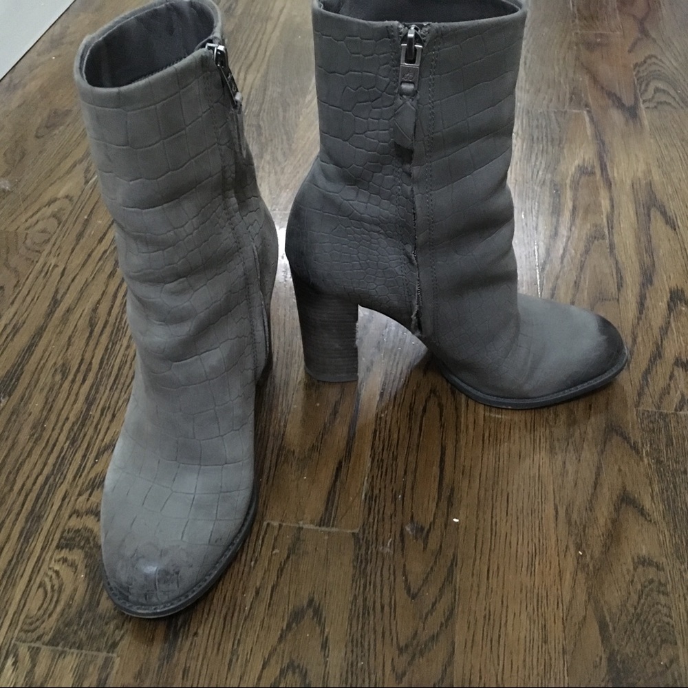 Sam Edelman Heel boots Size 7.5 Grey 🔥
